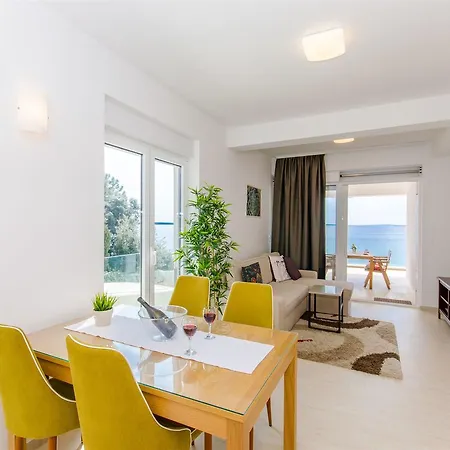 Apartments Branimir Mandre Exterior photo